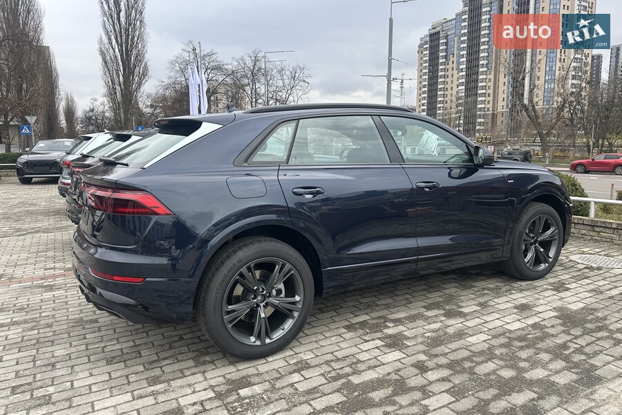 Audi Q8 - фото 20