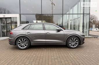 Audi Q8 2025 S-Line