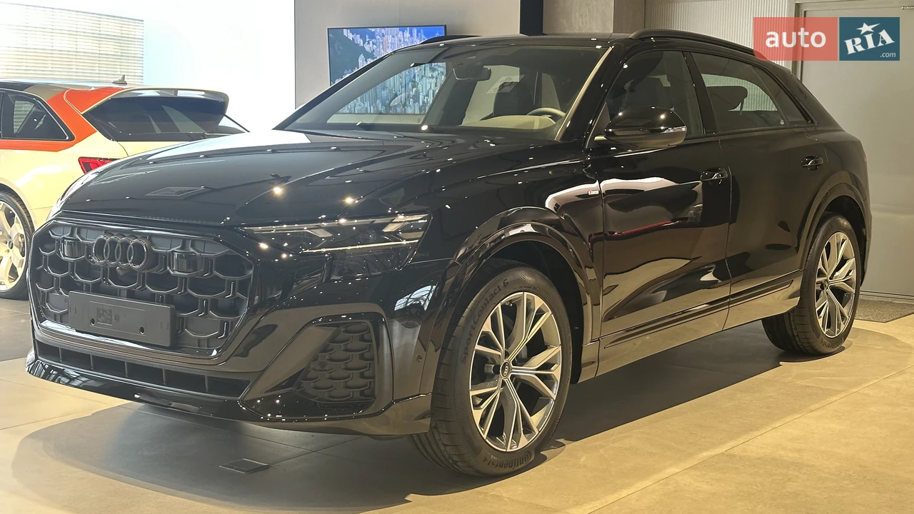 Audi-0