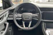 Audi Q8 S-Line