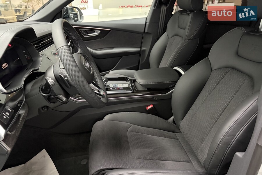 Audi Q8 - фото 6
