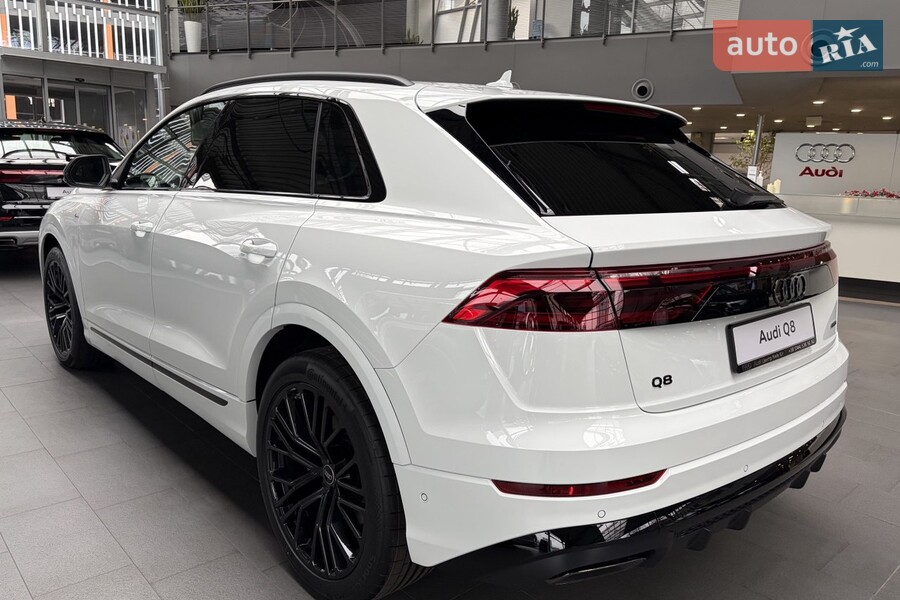Audi Q8 - фото 4
