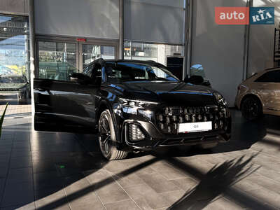 Audi Q8 2025 S-Line