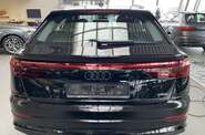 Audi Q8 S-Line
