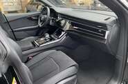 Audi Q8 S-Line