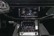 Audi Q8 S-Line