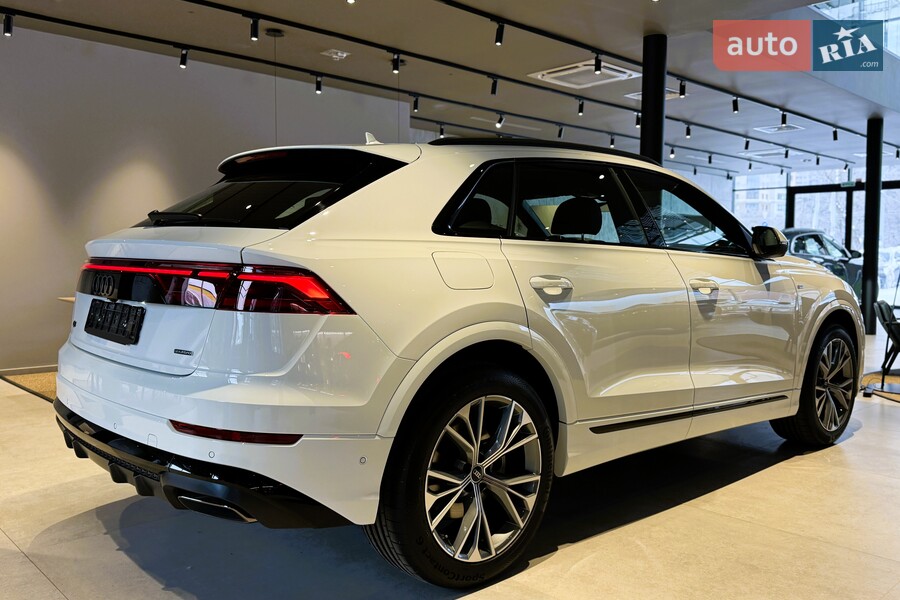 Audi Q8 - фото 4