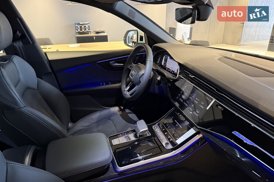 Audi Q8 - фото 11