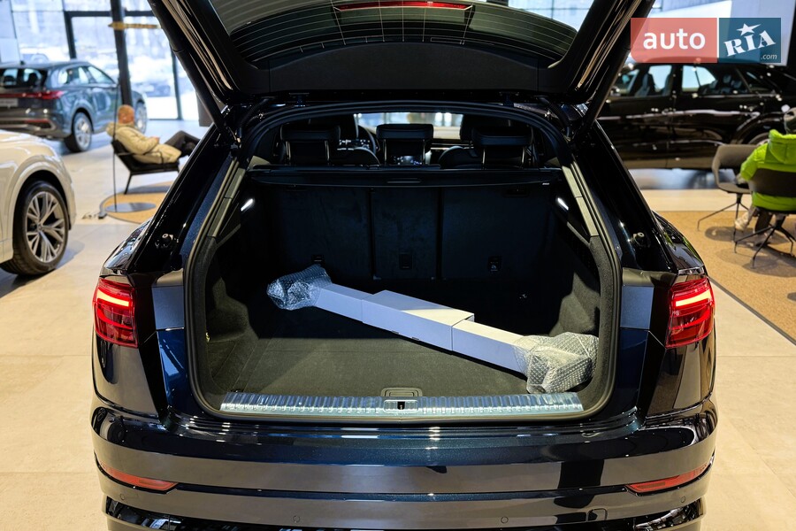 Audi Q8 - фото 11