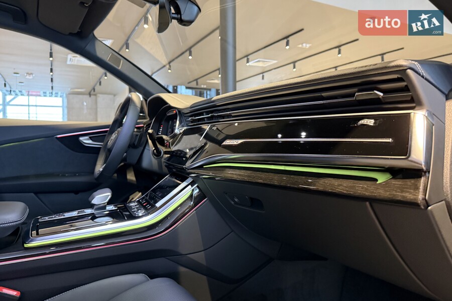 Audi Q8 - фото 15