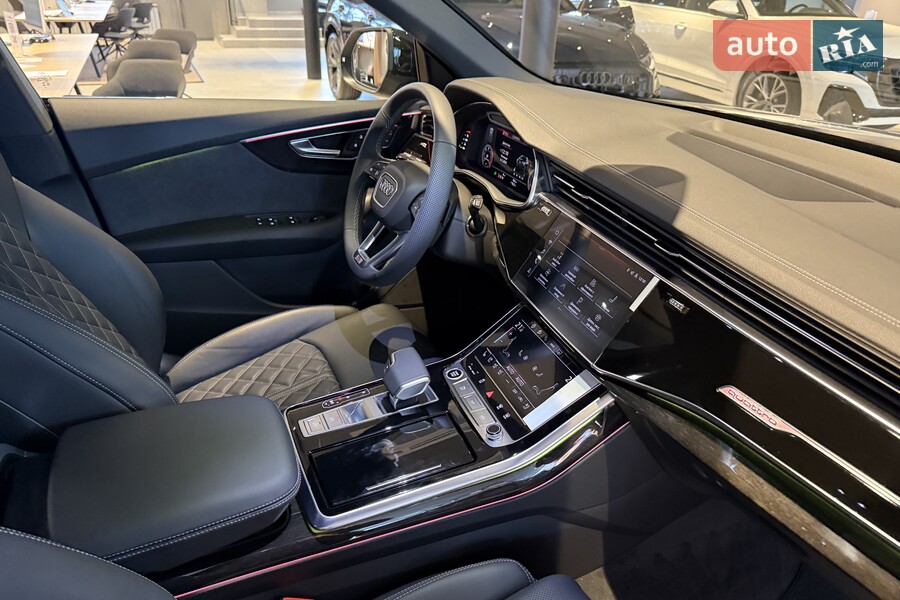 Audi Q8 - фото 18