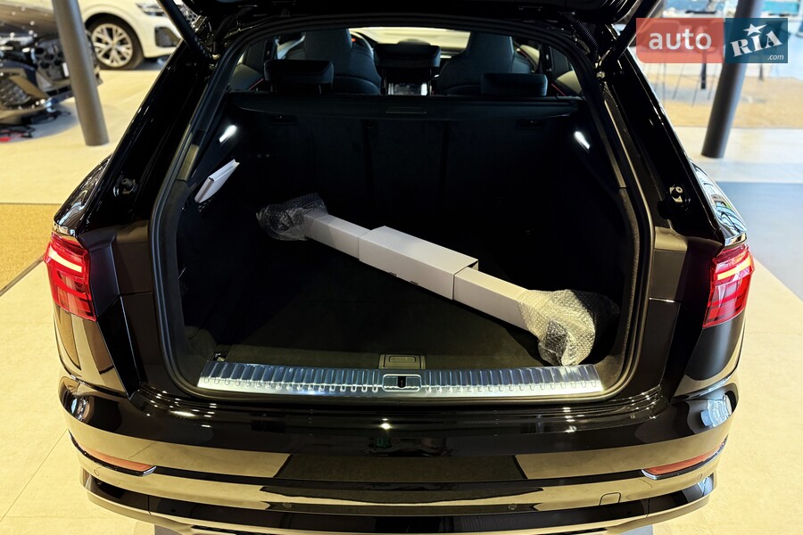 Audi Q8 - фото 9