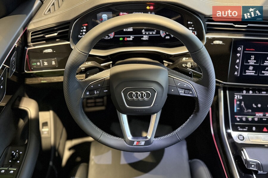Audi Q8 - фото 24