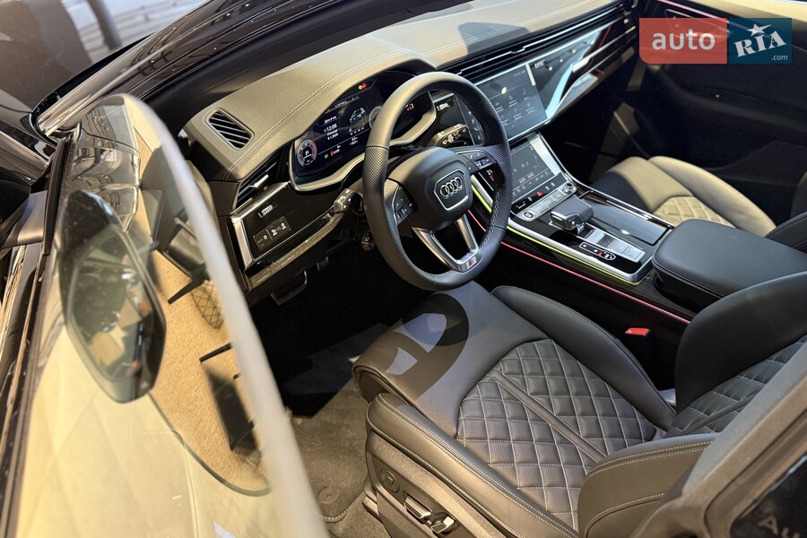 Audi Q8 - фото 31