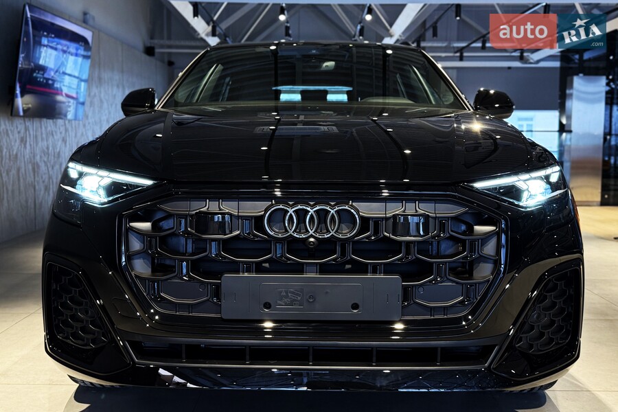 Audi Q8 - фото 2