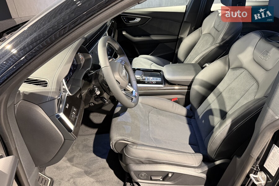Audi Q8 - фото 23
