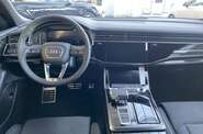 Audi Q8 S-Line