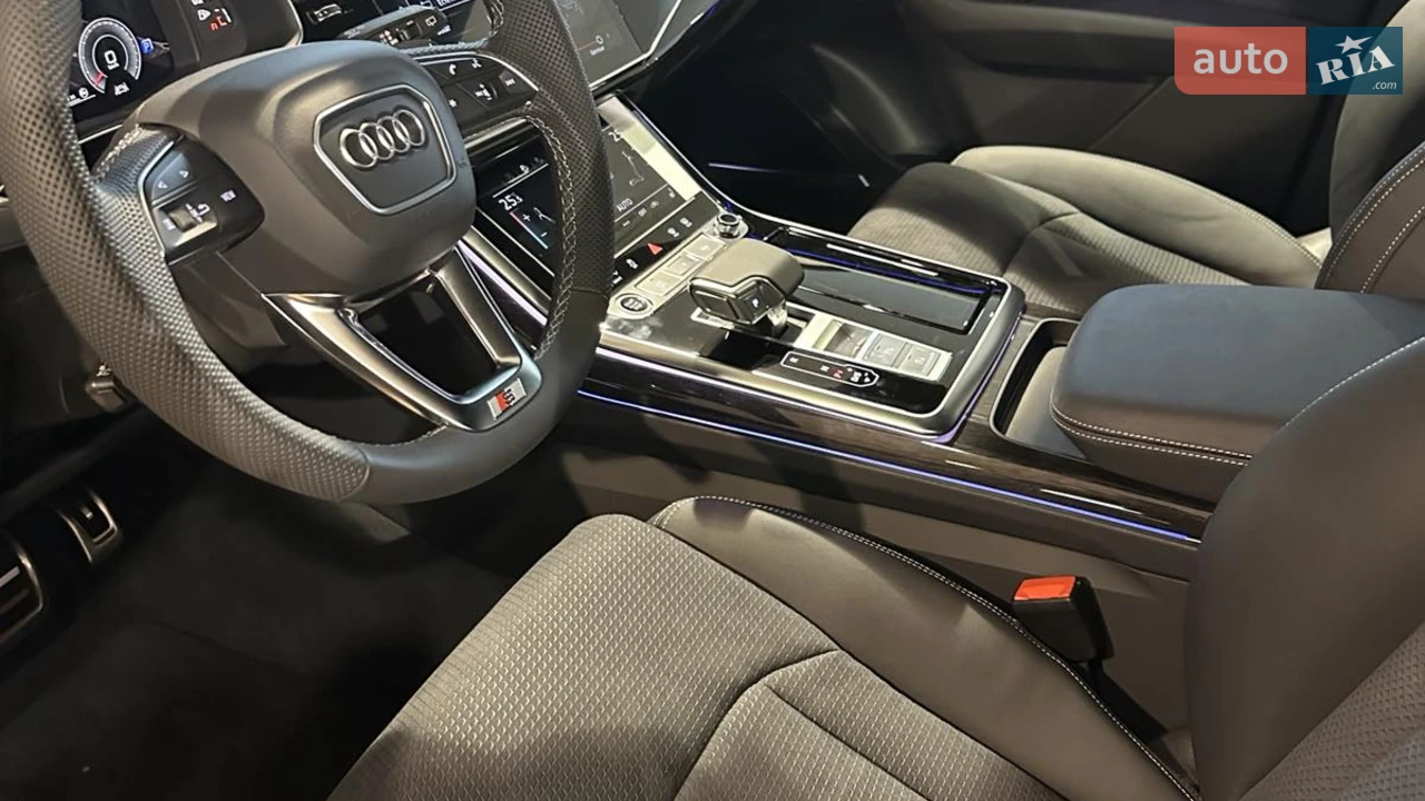 Audi-25