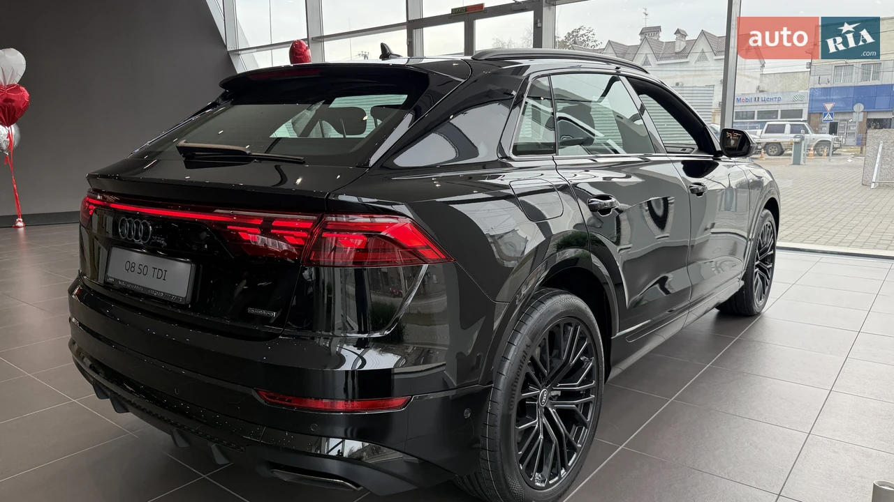 Audi-5