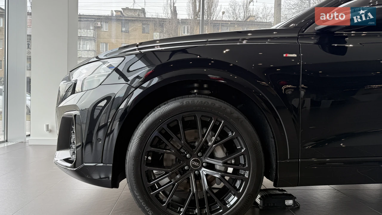 Audi-7