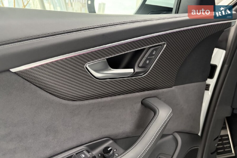 Audi Q8 - фото 8