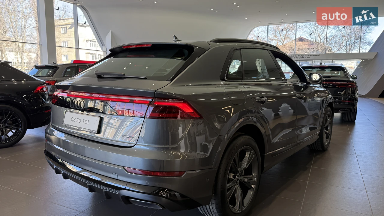 Audi-5