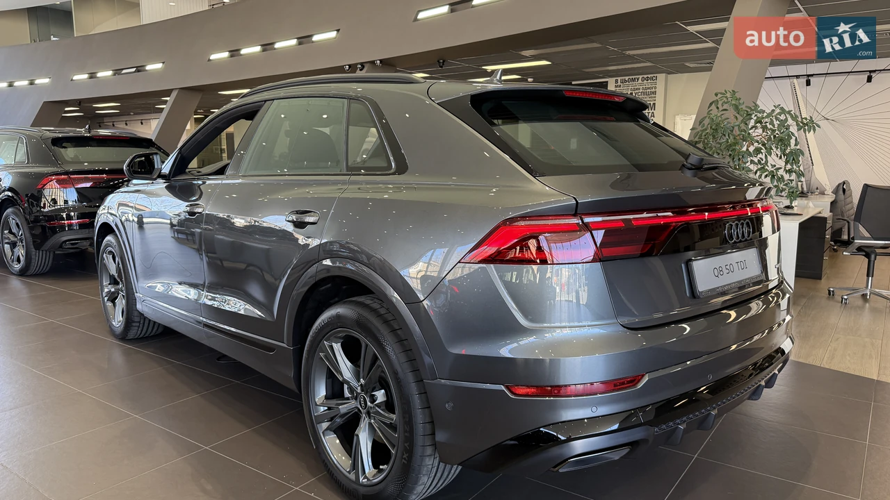 Audi-6