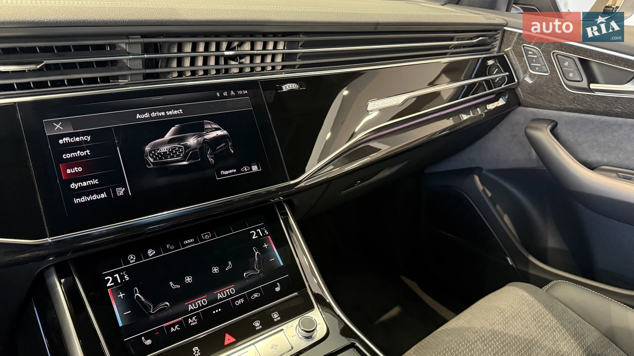 Audi-0