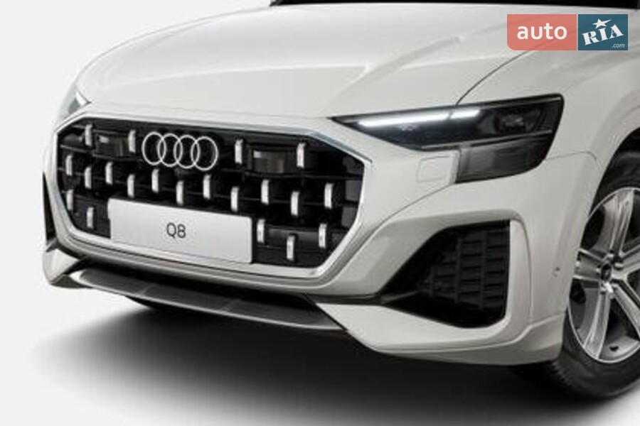 Audi Q8 - фото 6
