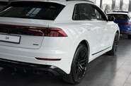Audi Q8 S-Line
