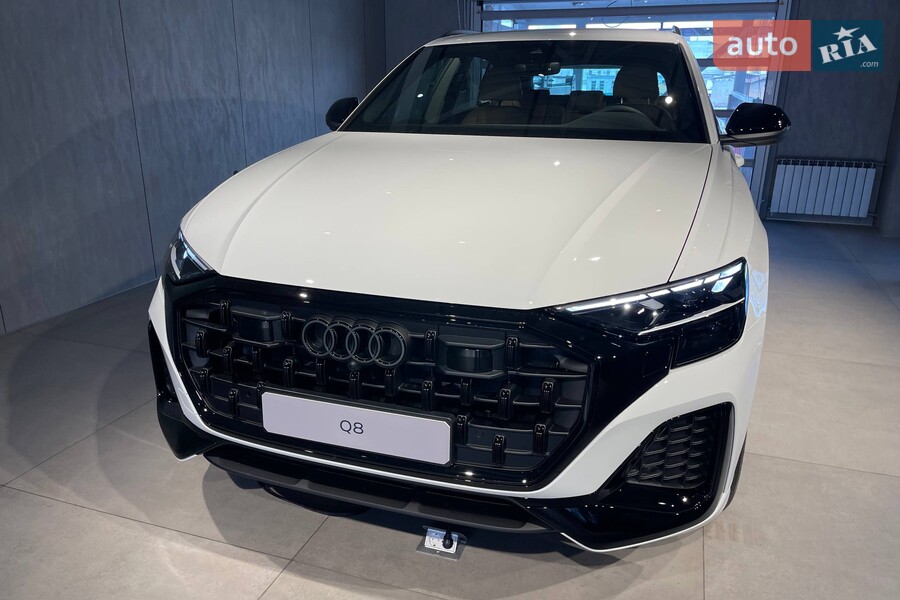 Audi Q8 - фото 5