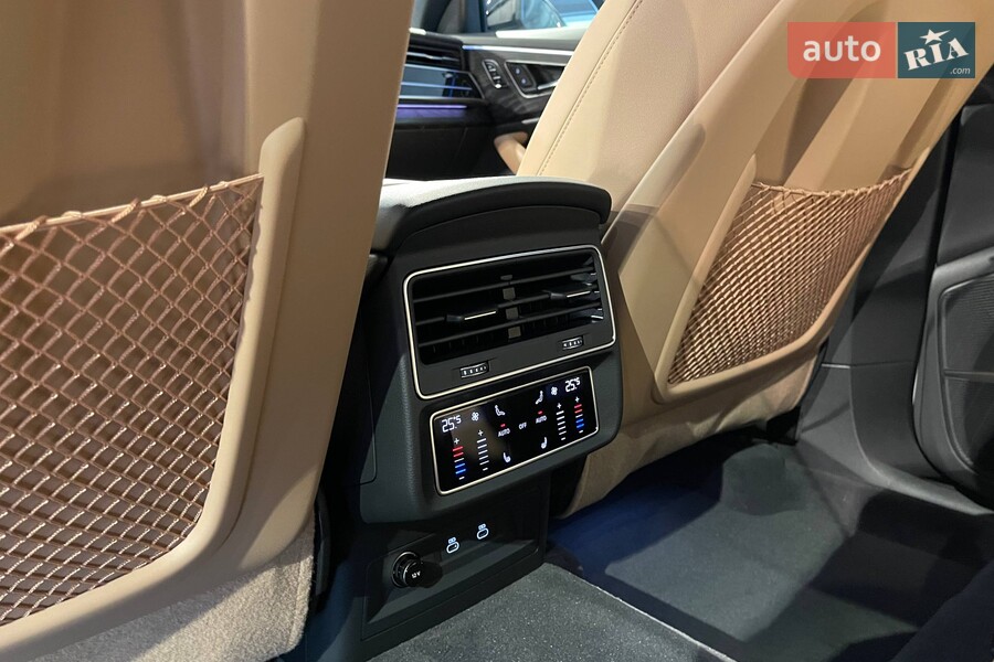 Audi Q8 - фото 26