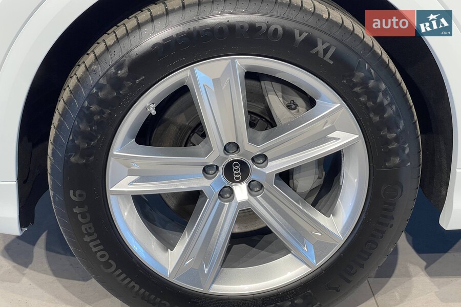 Audi Q8 - фото 29