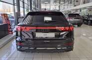 Audi Q8 S-Line