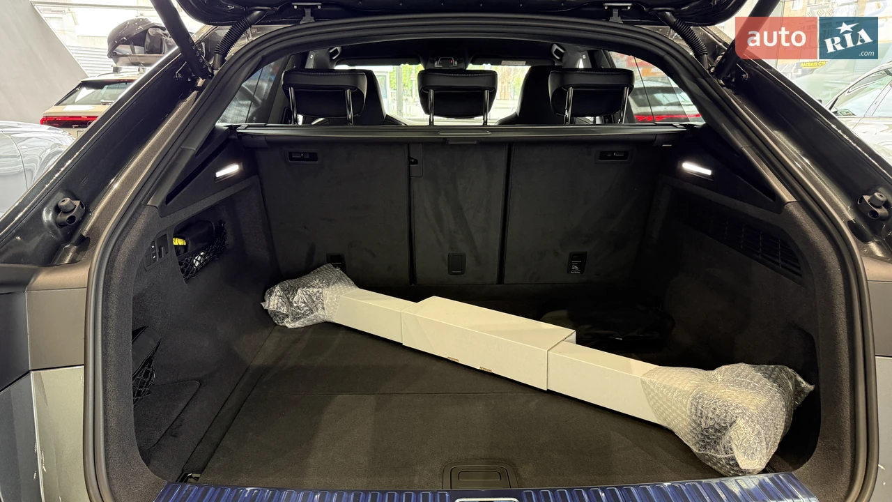 Audi-21