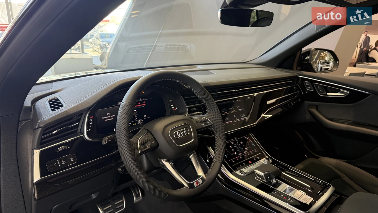 Audi-8