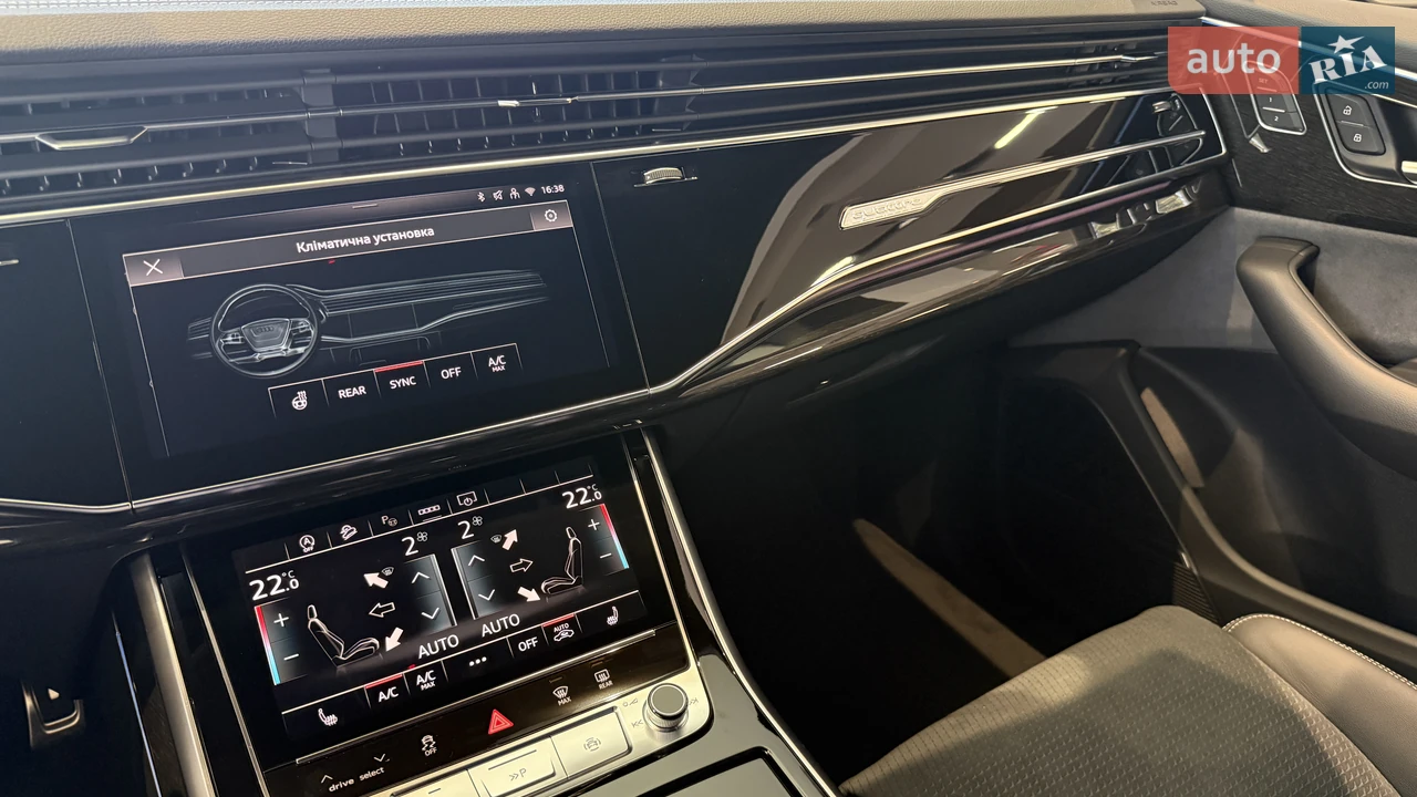 Audi-22
