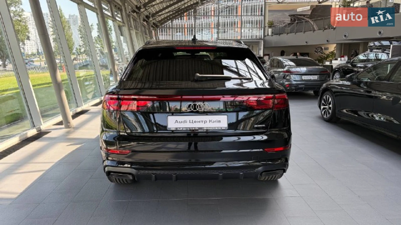 Audi-7
