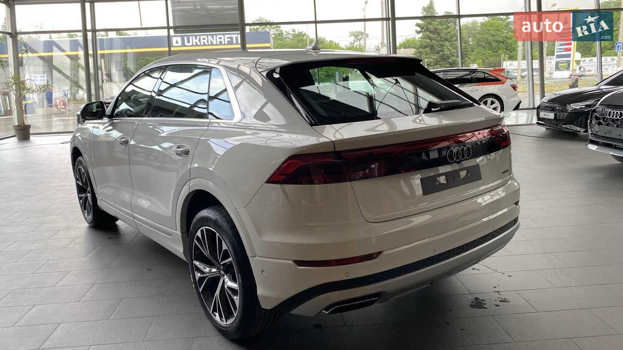 Audi-7