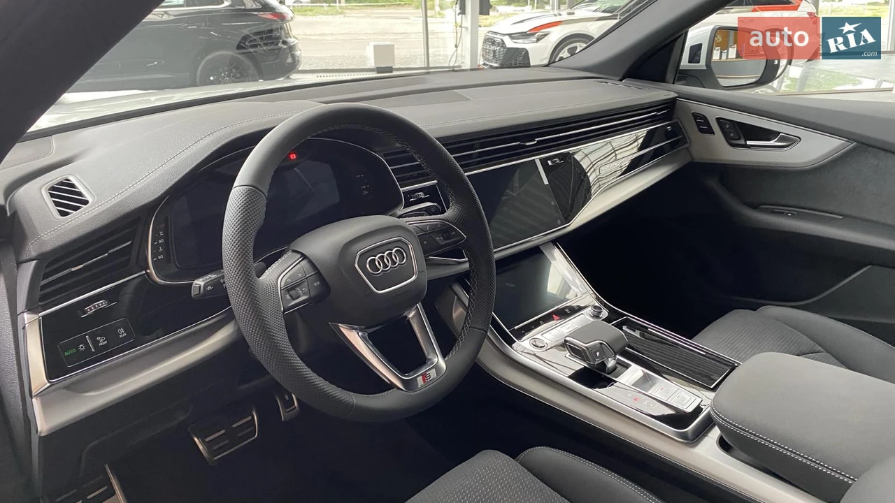 Audi-5