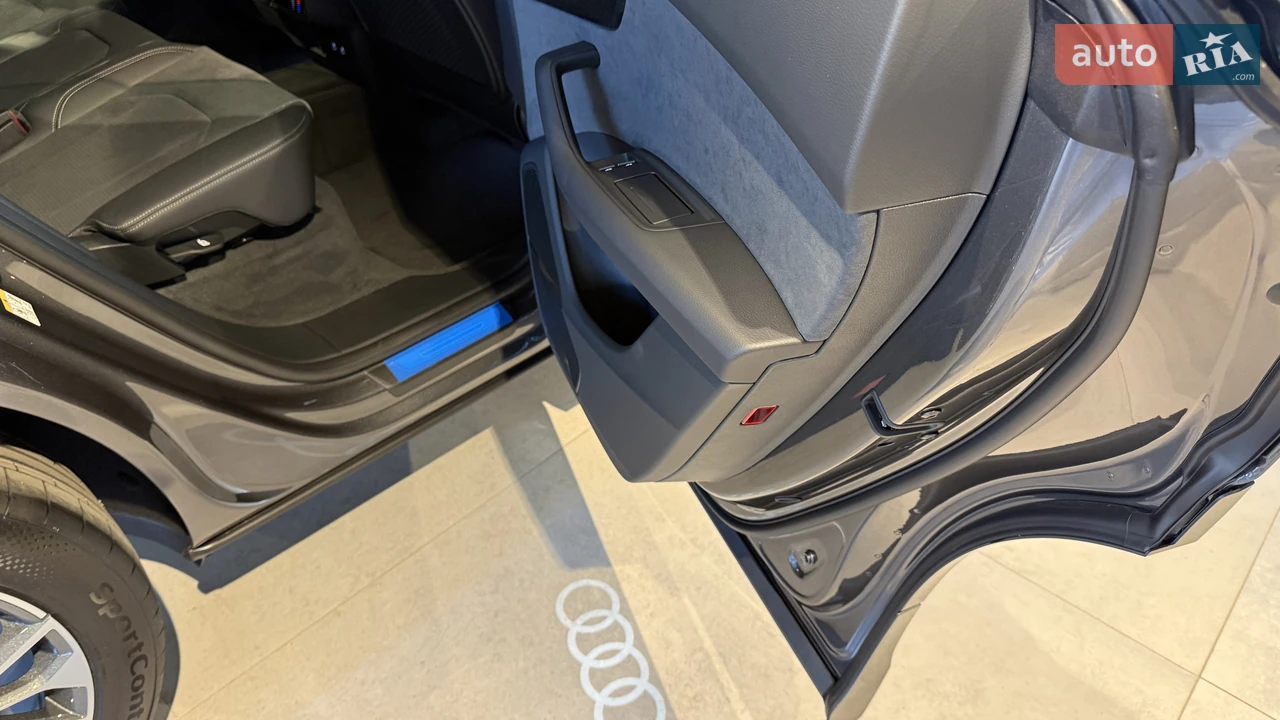 Audi-21