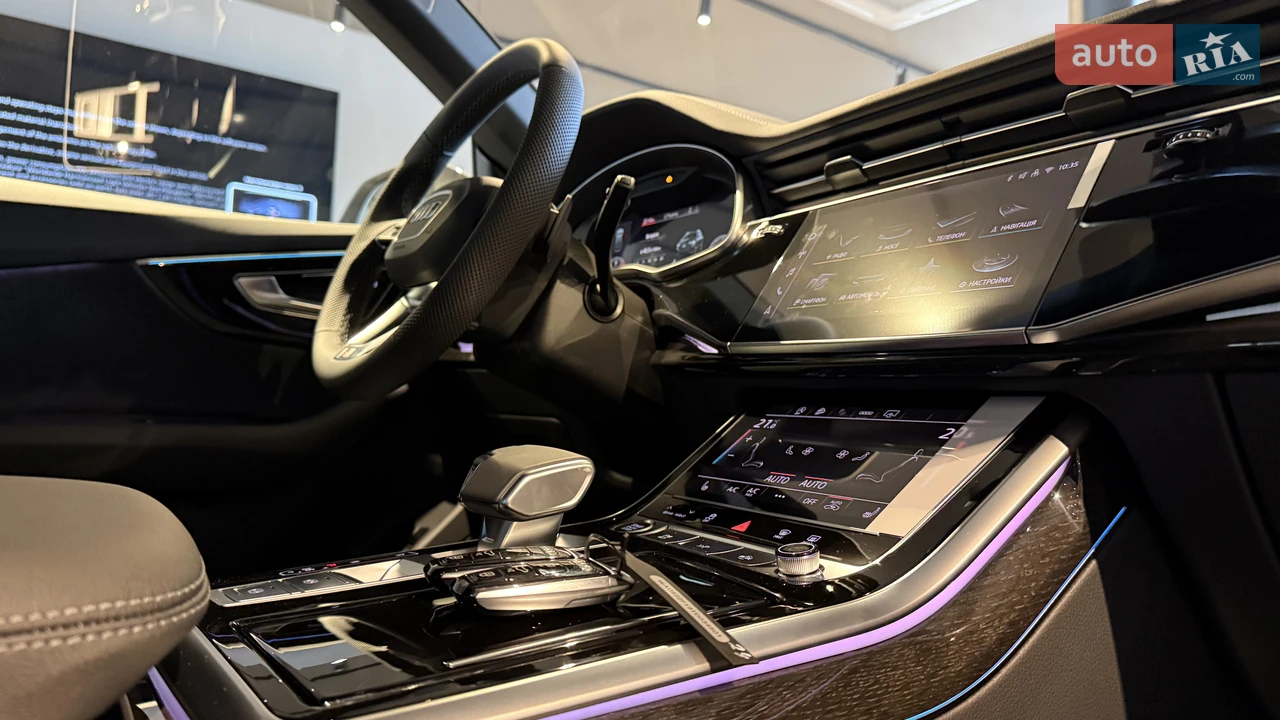 Audi-25