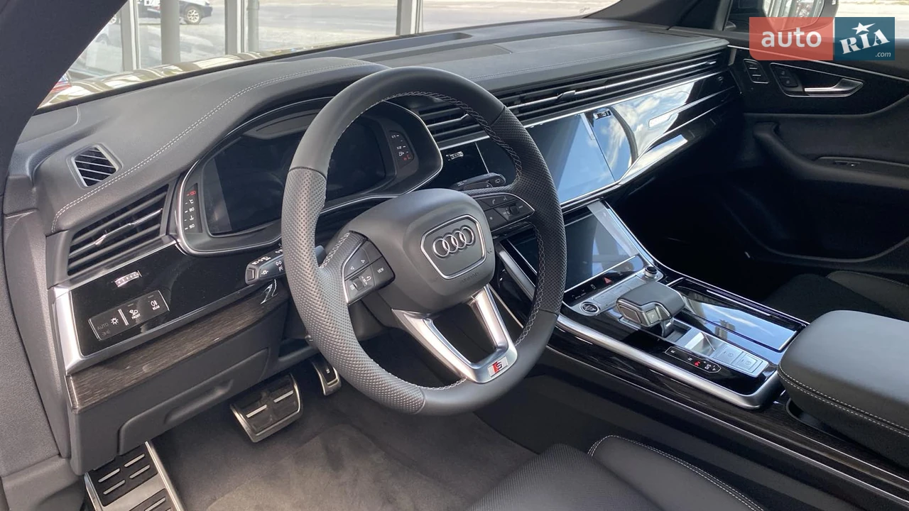 Audi-12