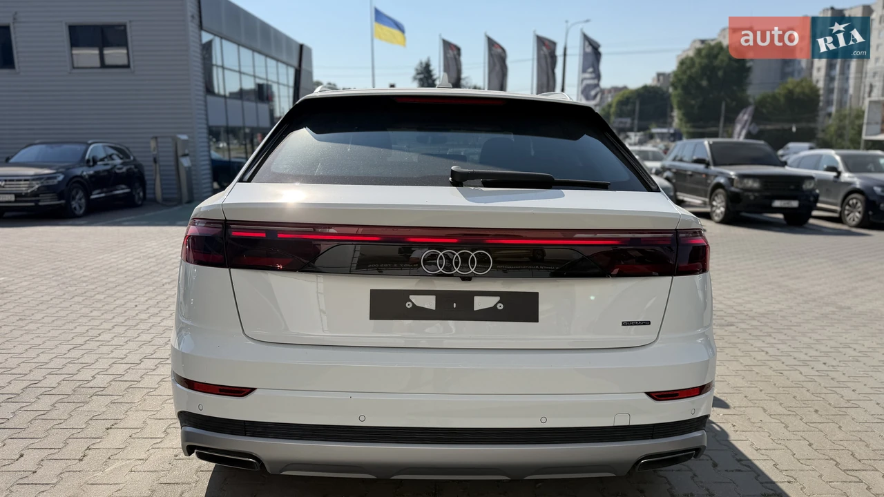 Audi-6