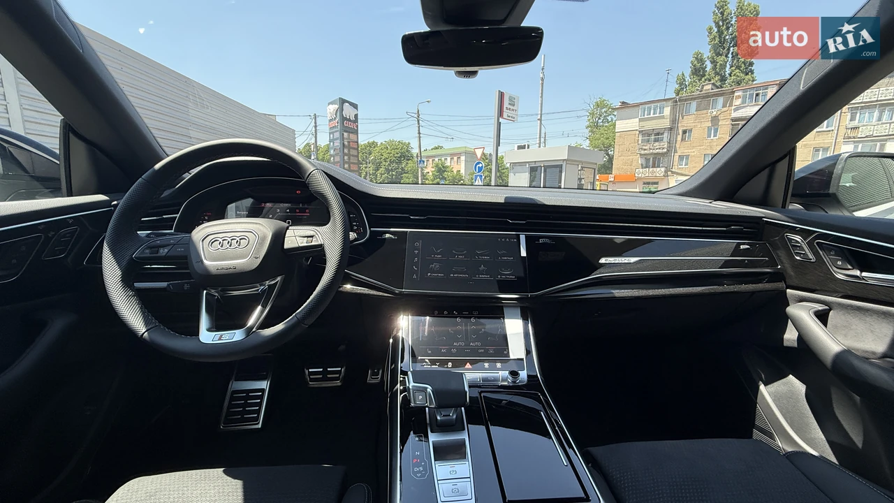 Audi-21