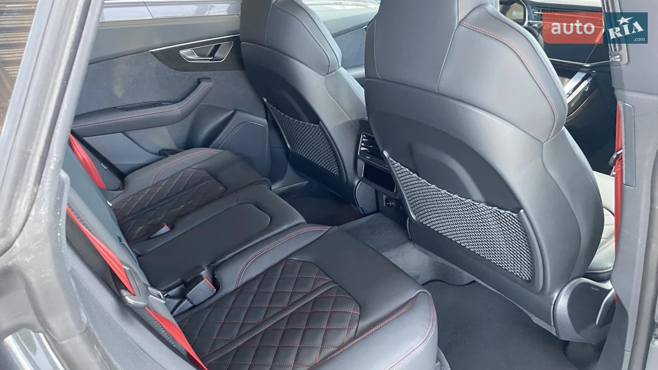 Audi-25