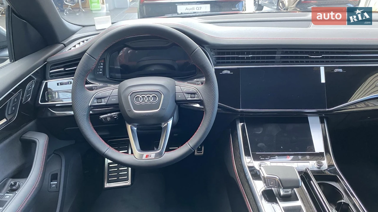 Audi-0
