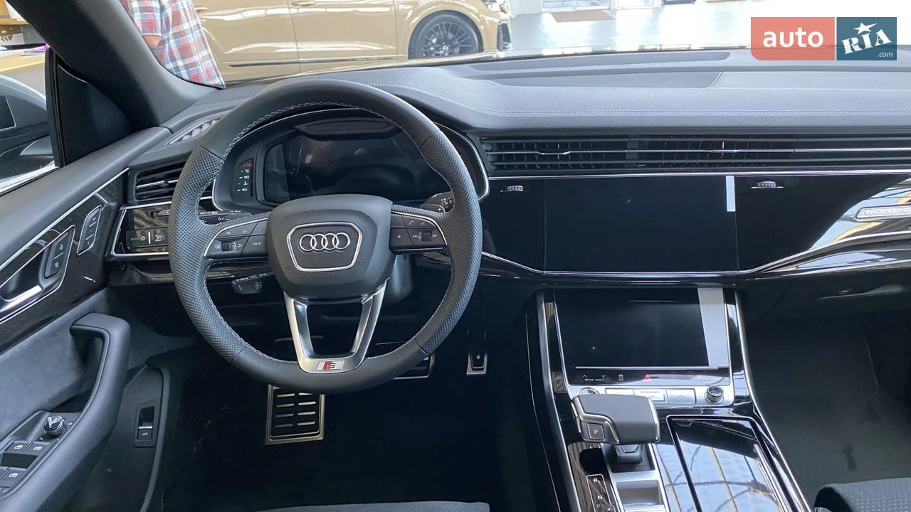 Audi-16