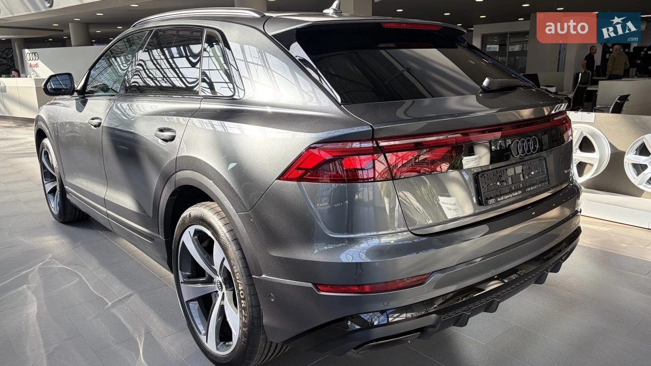 Audi-7