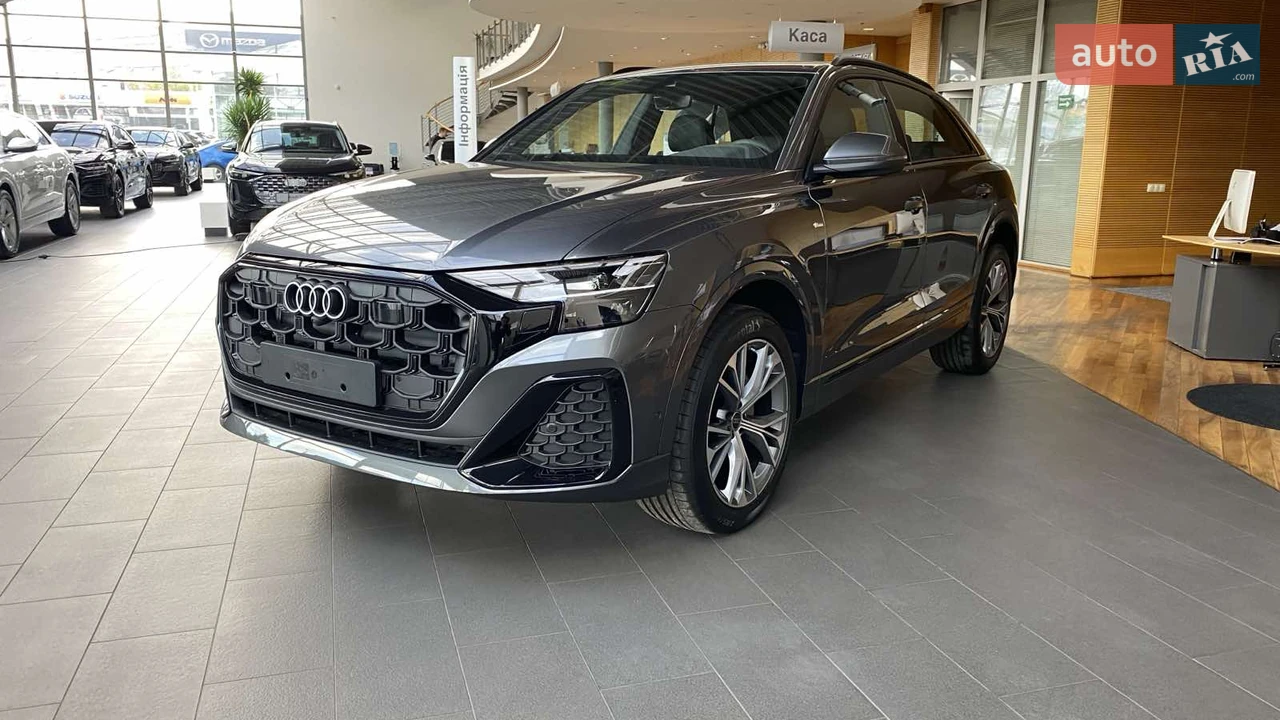 Audi Q8 S-Line